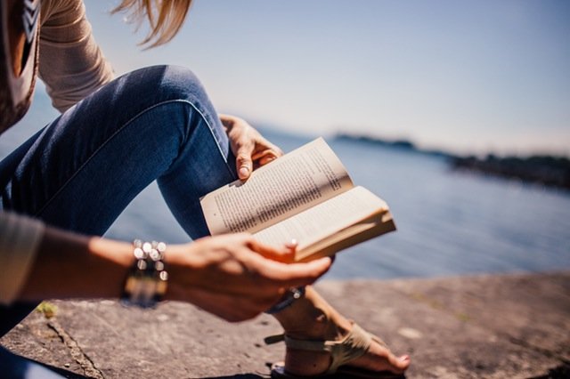 What I’m Reading This Month: Migraines, the Microbiome, and “Non-Gluten Wheat Sensitivity”